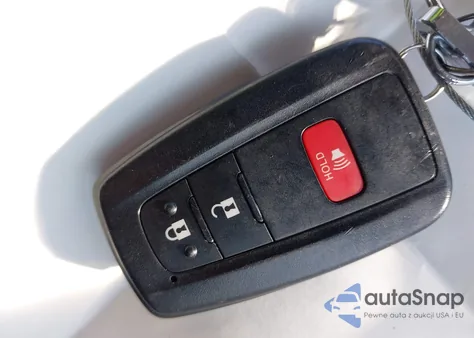 2016 Toyota Prius Three z USA, uszkodzony, nr VIN JTDKARFU3G3000412